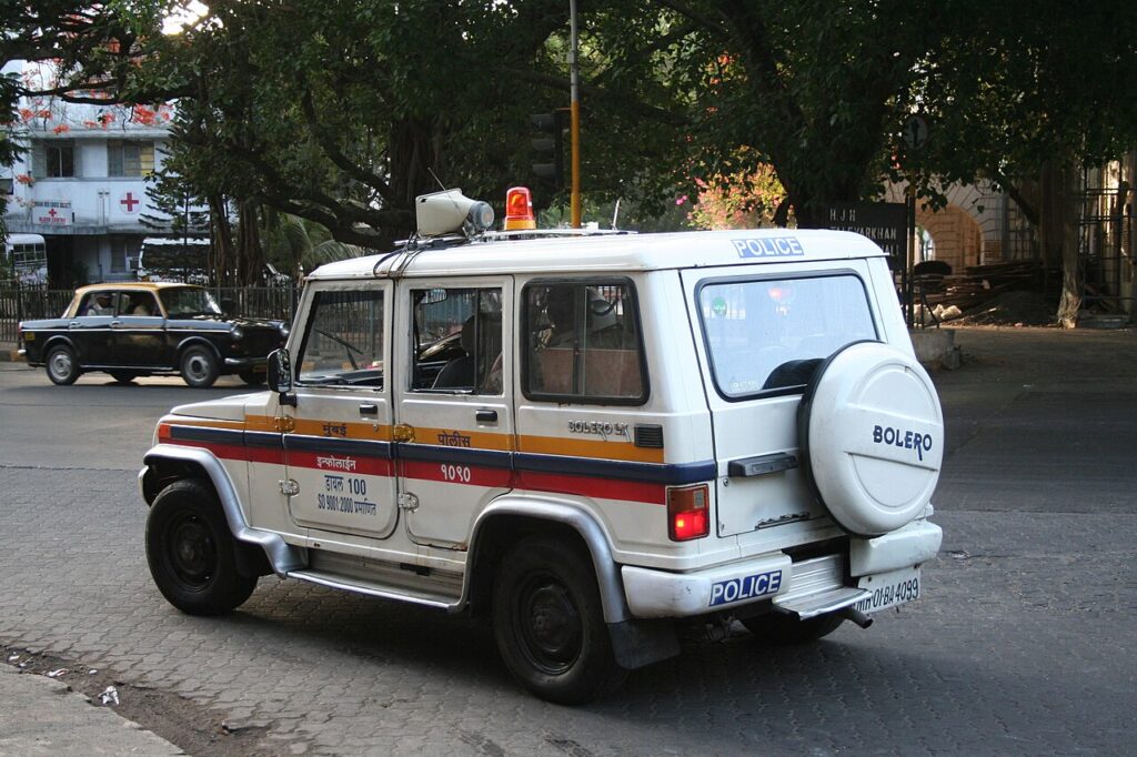 Mumbai Police patrol car