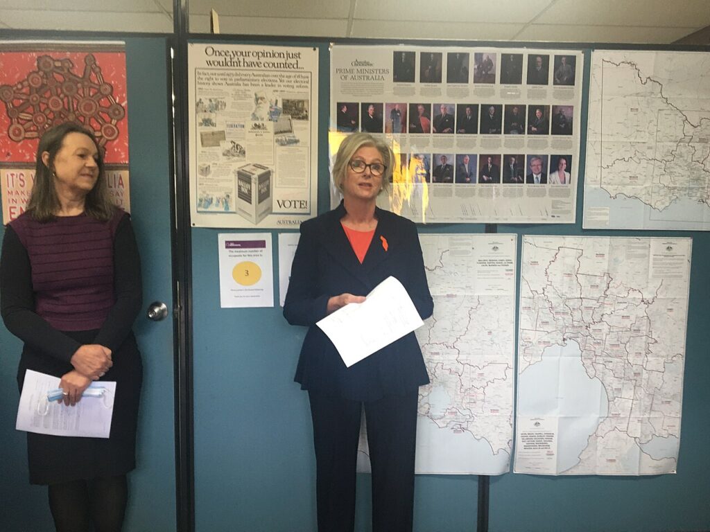 Federal MP for Indi Helen Haines speaking at the declaration of results, June 2022