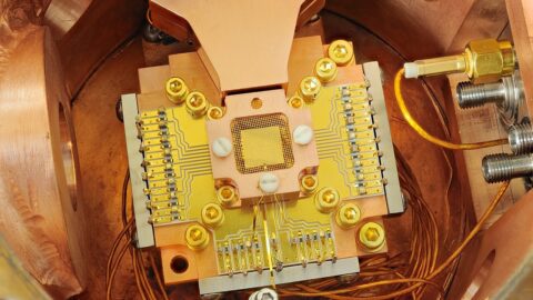 NIST ion trap apparatus used for trapped-ion quantum computing research