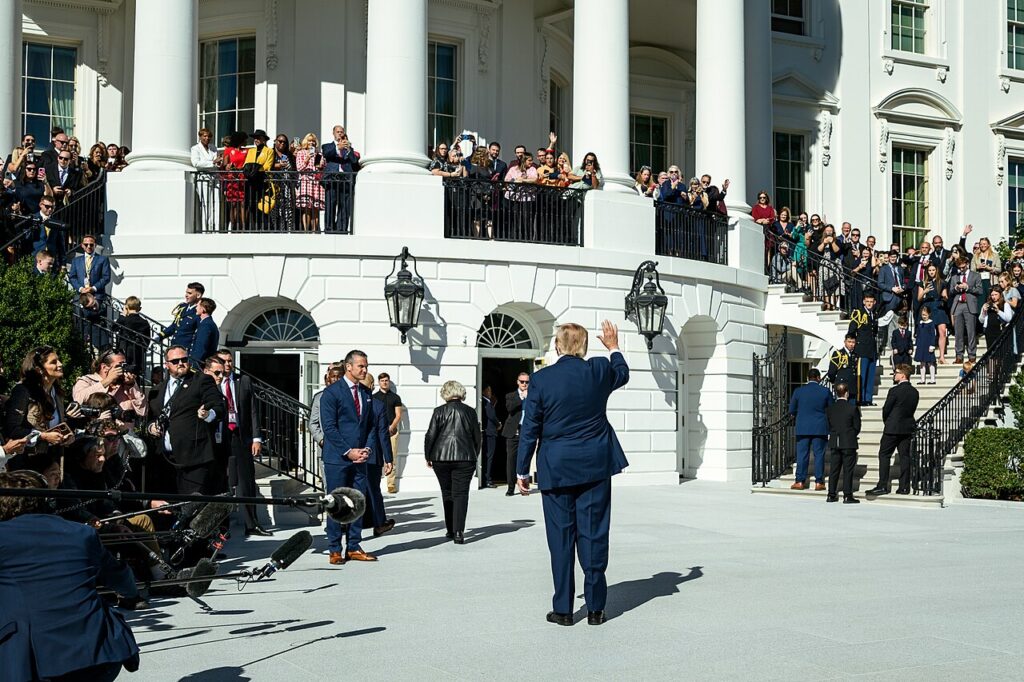 US President Donald Trump boarding a helicopter at the White House