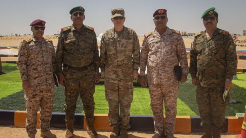 Yemeni Armed Forces officers with a U.S. Army general during the Bright Star 25 exercise