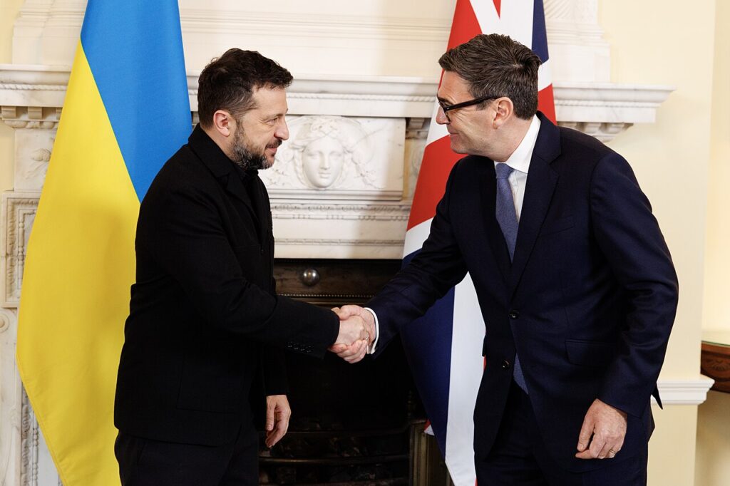 Ukrainian President Volodymyr Zelenskyy shakes hands with British Prime Minister Andy Burnham at 10 Downing Street, London, October 15, 2026